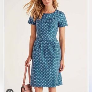 Boden Sierra Textured Dress. New, with tags. Gorgeous, Boden high-quality ponte.